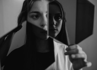 Bipolar psychosis: Its own brand of psychotic features