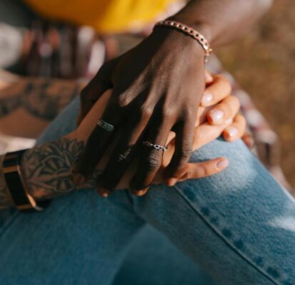 Attachment training for therapists: Building secure to prevent suicide
