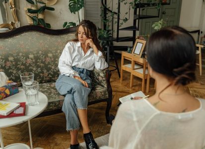 Psychodynamic therapy approach. Concepts and how to train