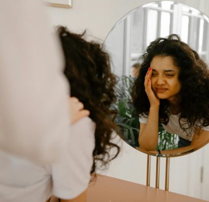 Therapy approach for bipolar disorders: Training and resources